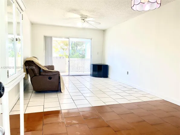 6095 W 18th Ave APT S314, Hialeah, FL 33012