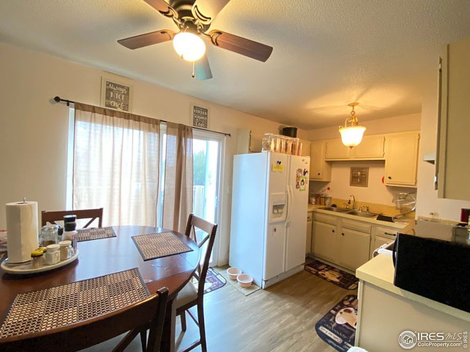 2nd image of 3410 Carson Ave