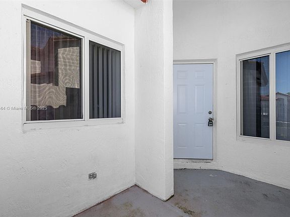 4th image of 20744 SW 81st Ct #20744