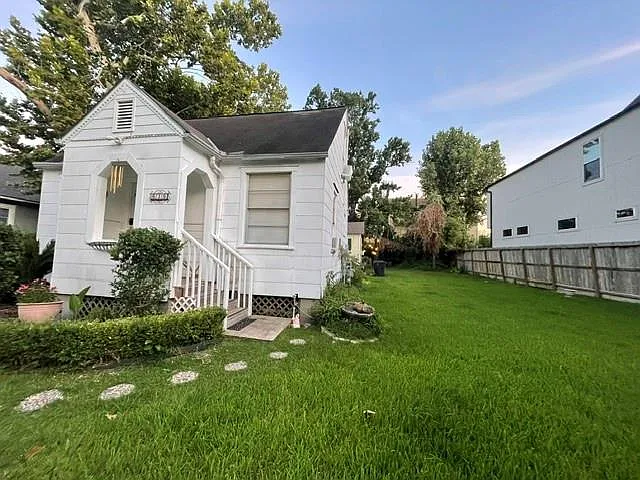616 W 25th St — Photo 3