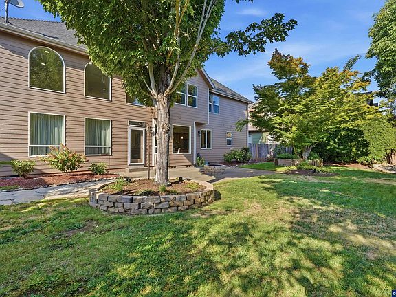 3rd image of 2354 Bluebell Ave SE