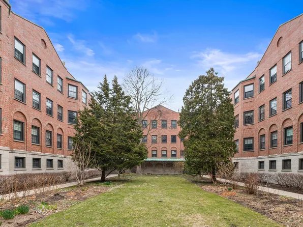 2505 Prairie Ave APT 3L, Evanston, IL 60201