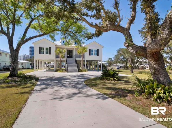 28353 Burkart Dr, Orange Beach, AL 36561