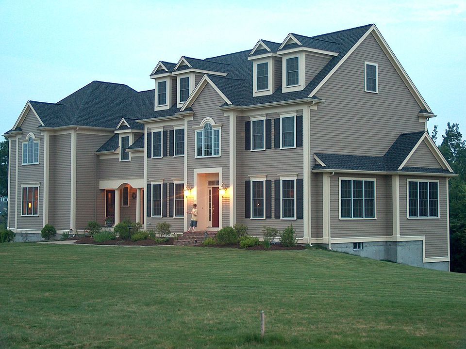 2nd image of 17 Essex St