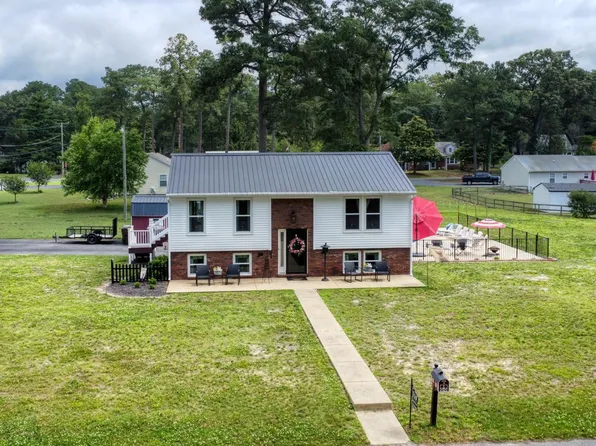 110 Laurel Ave, Laurel, DE 19956