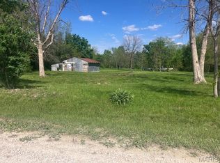29276 252nd Ave, Durham, MO 63438