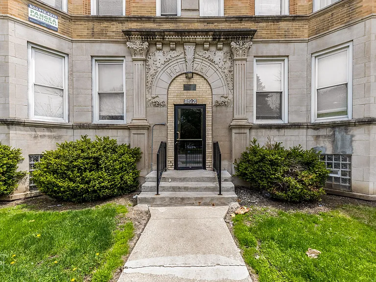 819-21 S Independence Blvd Chicago, IL 60624 — Photo 7