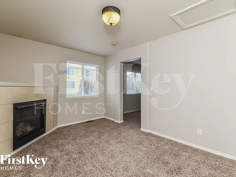 1749 Dewhirst Dr — Photo 9