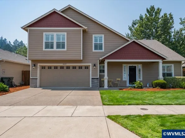 3249 Par Four St S, Salem, OR 97302