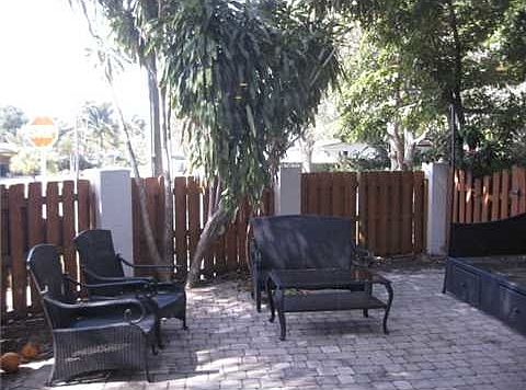 4th image of 3900 NE 18th Ave APT 11C