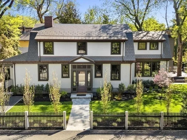 11 Brown St, Cambridge, MA 02138