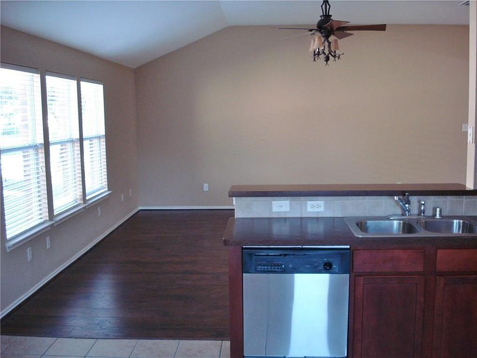 1st image of 1616 Brookstone Dr