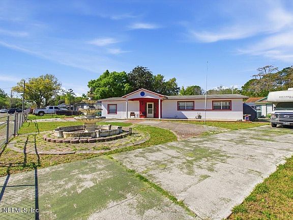 2nd image of 2029 BROOKVIEW Drive S