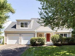 5 Pommel Ln, Middlebury, CT 06762
