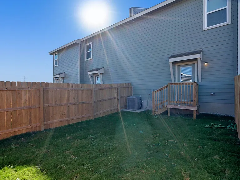 9426 Apple Ridge Ln — Photo 18