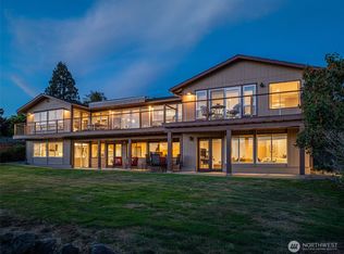 18631 2nd Ave SW, Seattle, WA 98166