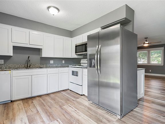 5th image of 346-350 N 14th St