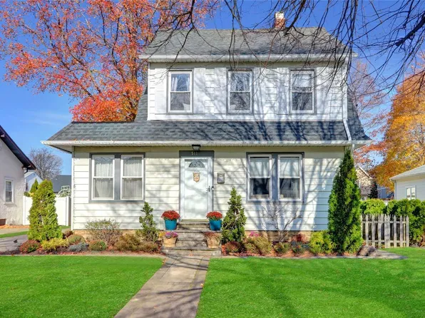 547 Fairview Avenue, Baldwin, NY 11510
