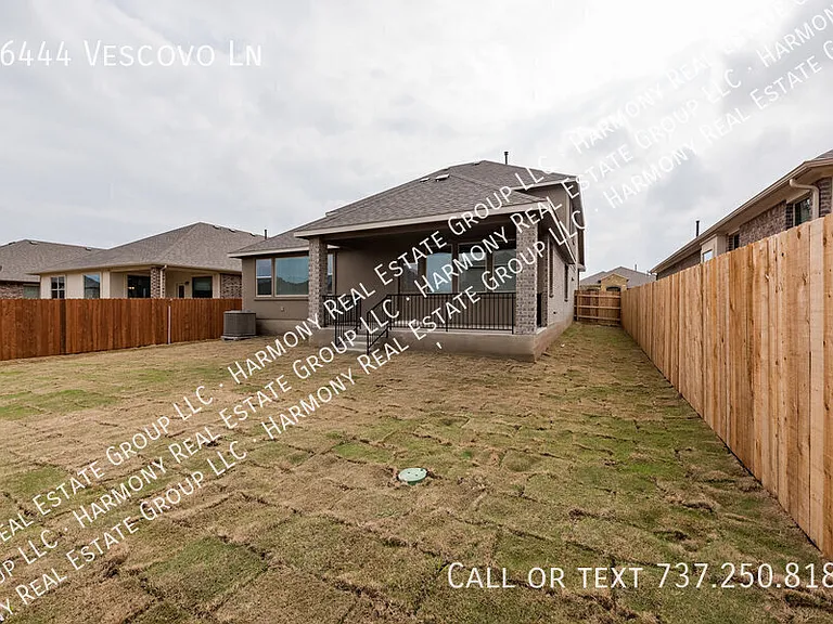 16444 Vescovo Ln — Photo 16