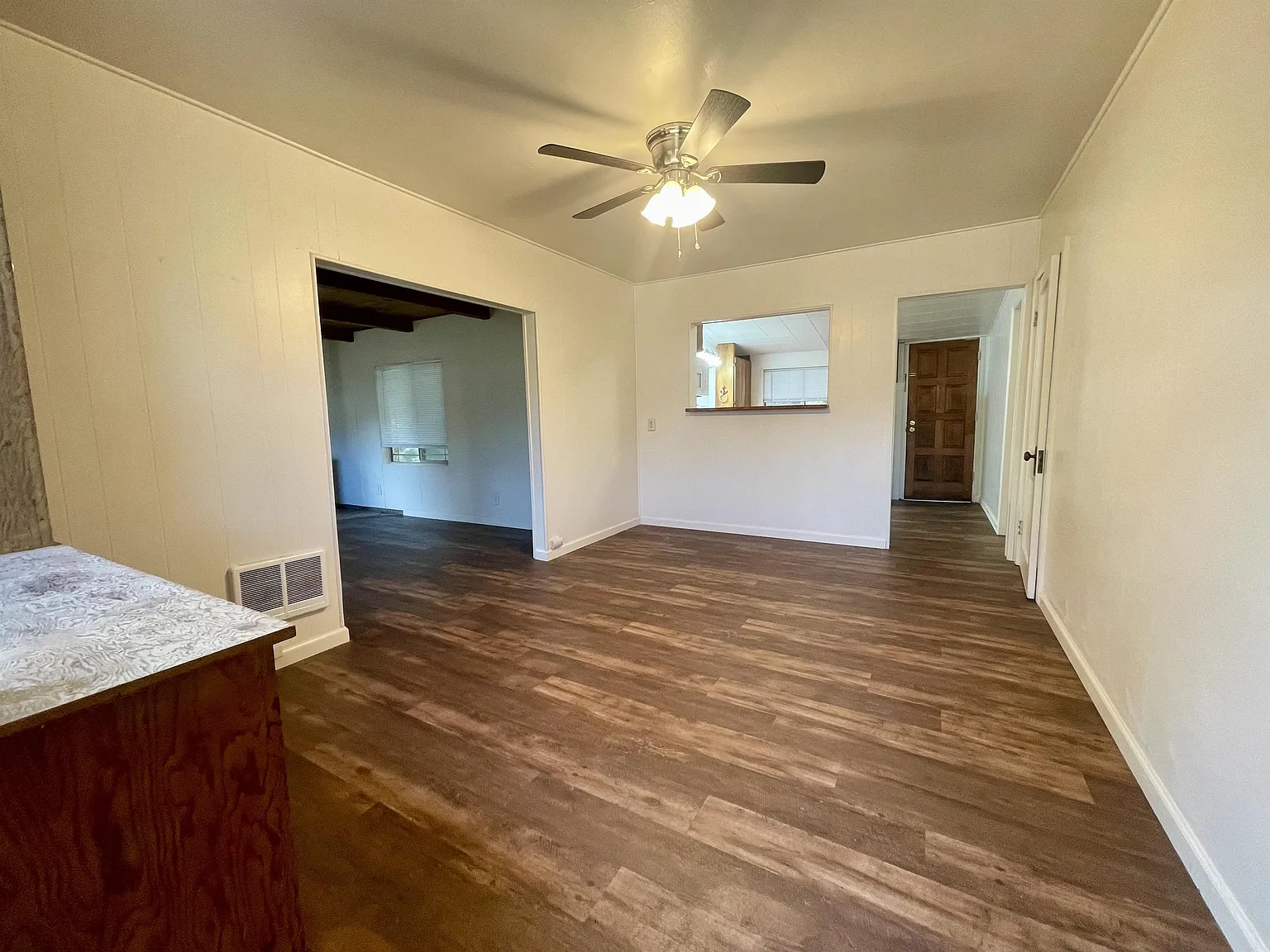 6721 Rhododendron Avenue - 1 — Photo 2