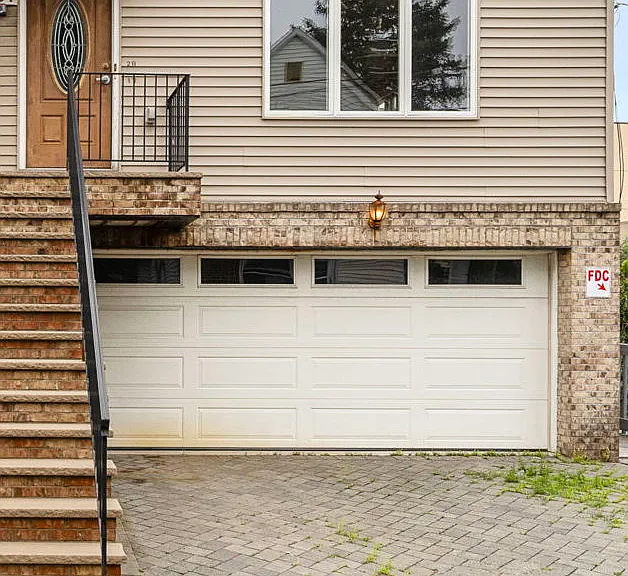 254 Division St #1R — Photo 1