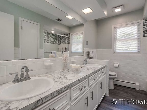 4th image of 2752 Montreat Ct NE