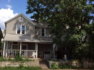 2205 S 10th St, Saint Joseph, MO 64503