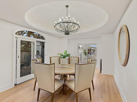 5th image of 267 E Strawberry Drive