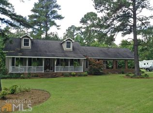 18115 Old River Rd N, Garfield, GA 30425