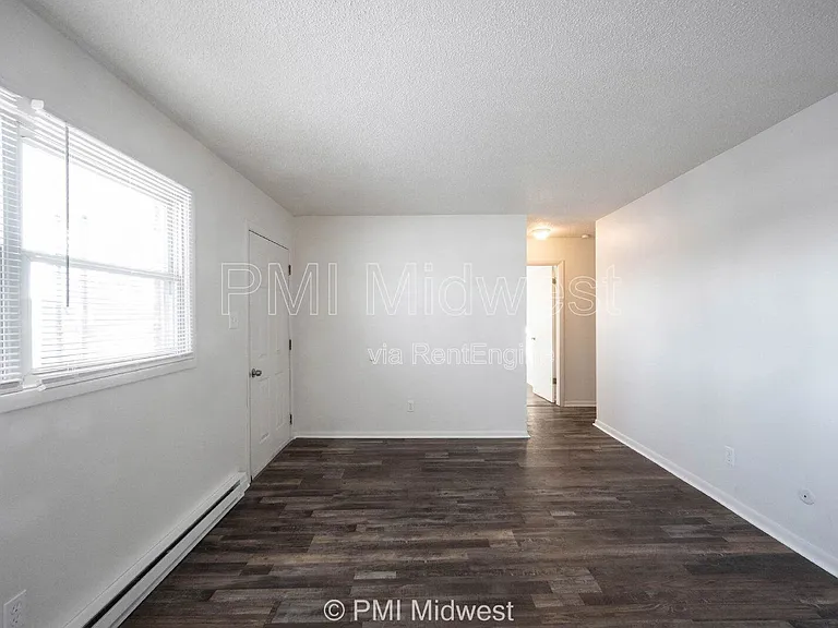 570 W US Highway 52 #8B — Photo 4
