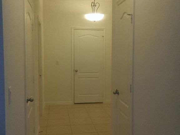 4th image of 1504 Scarlet Oak Loop