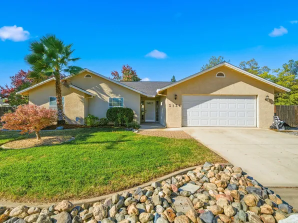 3134 West St, Shasta Lake, CA 96019