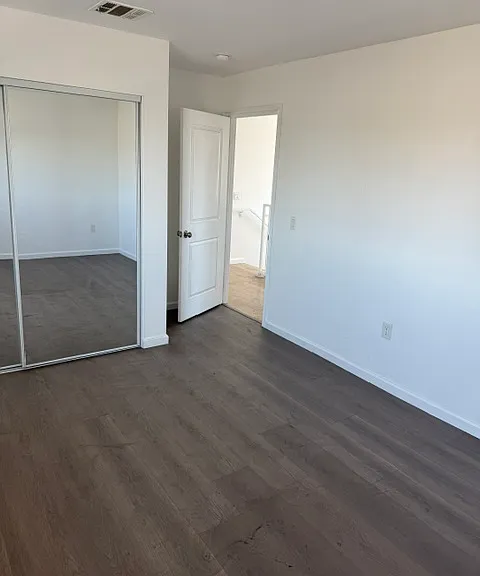 2243 N Continental Ave — Photo 14