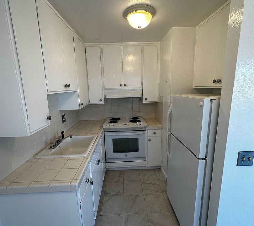 1st image of 803 Anita Ave APT 4
