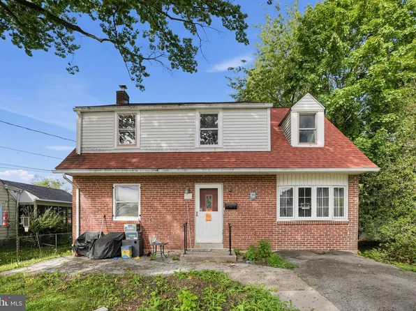 106 N Norwinden Dr, Springfield, PA 19064