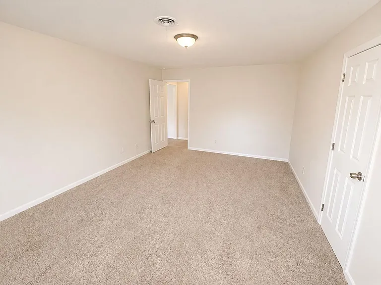 12318 Braewick Dr — Photo 12