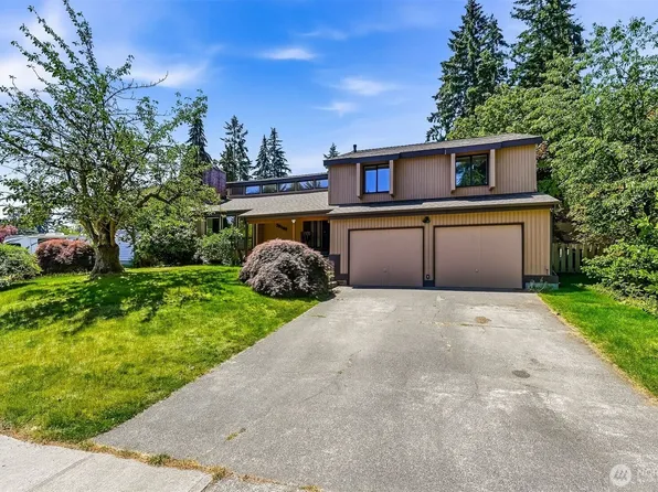 32105 2nd Avenue SW, Federal Way, WA 98023