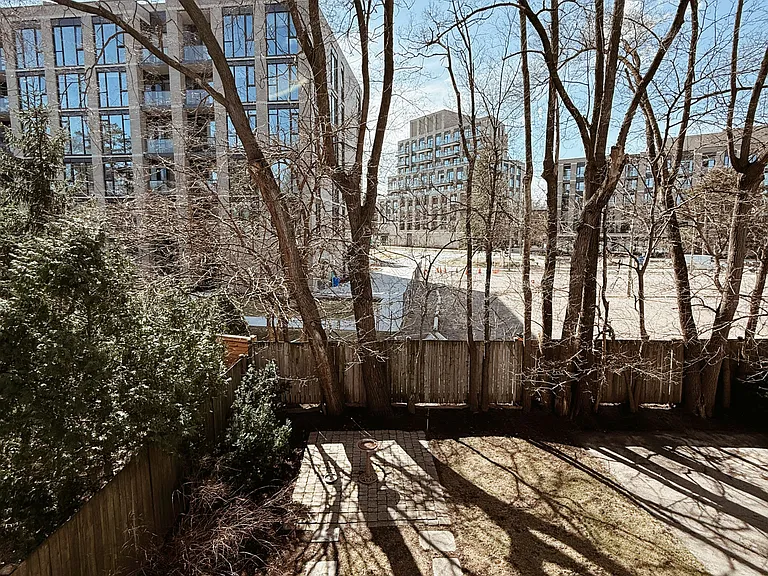 1186 Royal York Rd #2 — Photo 22