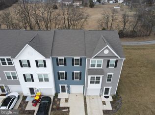 99 Gray Silver Rd, Inwood, WV 25428
