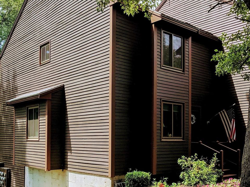 2nd image of 47 Thornhill Rd