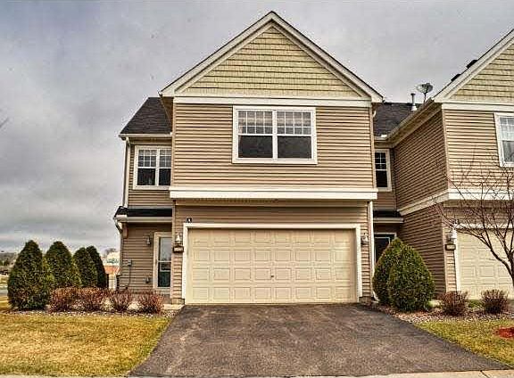 2nd image of 12370 Alamo Circle NE
