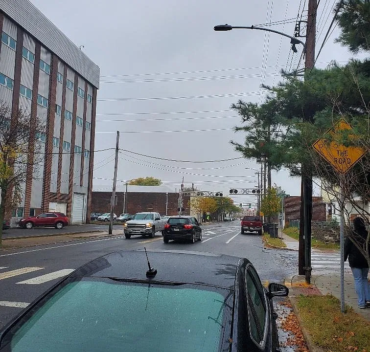 Exterior Neighborhood (street photo)
