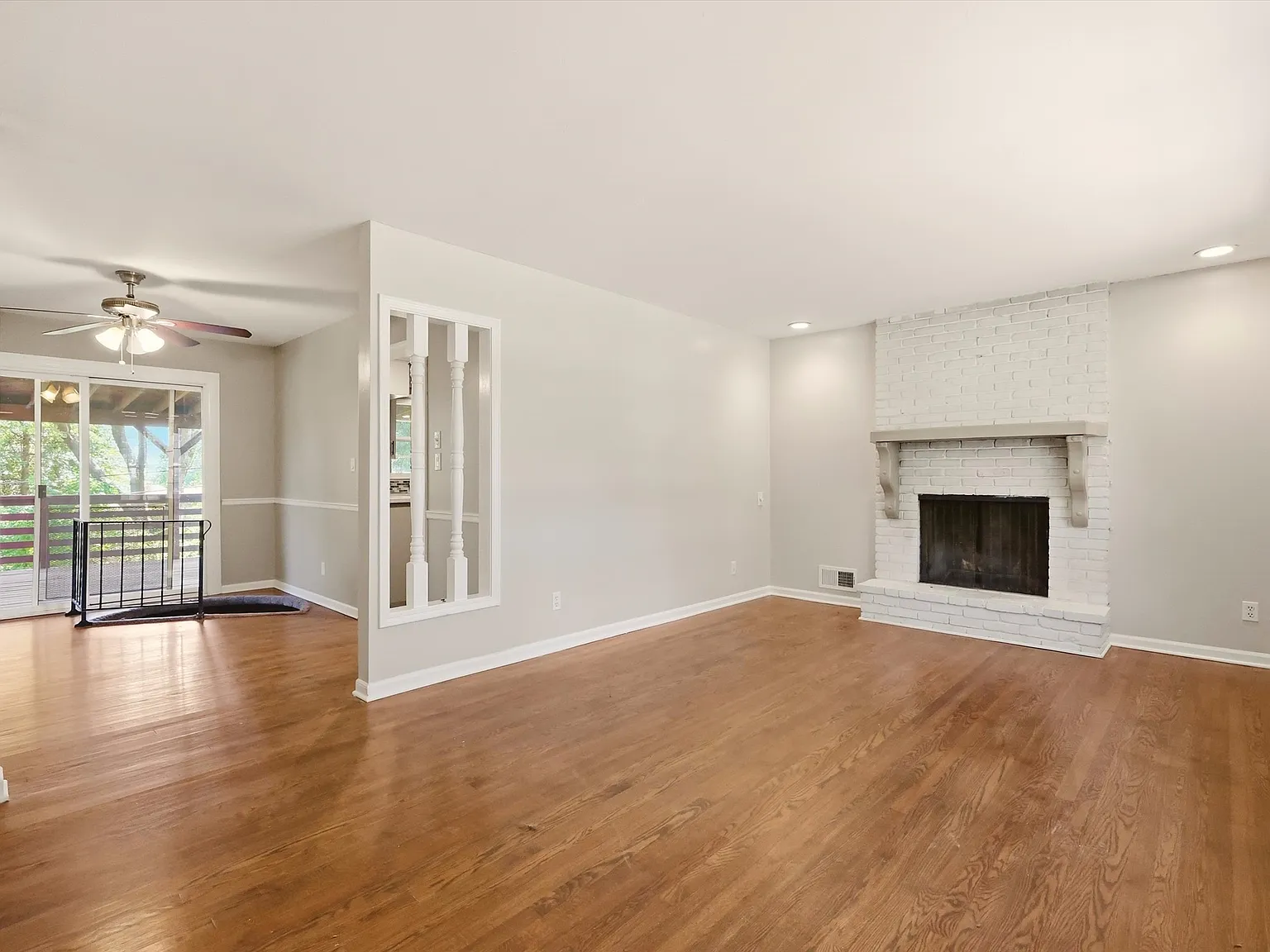 4 bed, 2200 sqft, $2,150 — Photo 4