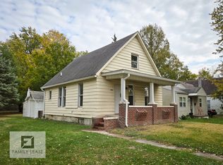 1388 N Gulick Ave, Decatur, IL 62526