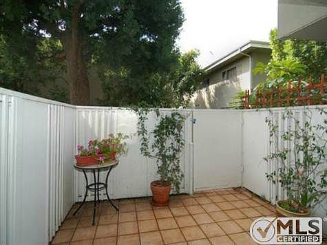 4th image of 4353 Colfax Ave Unit 31