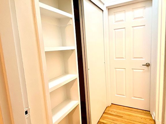 5th image of 410 E 89th St APT 1C