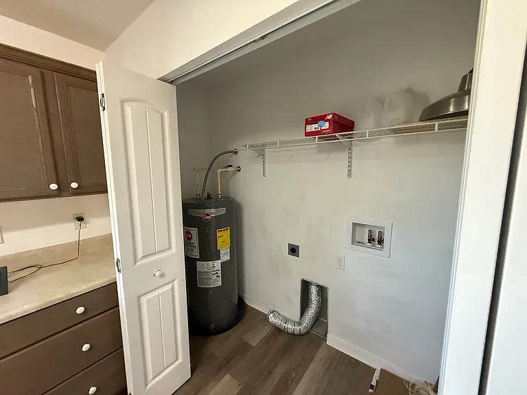 3288 NE Caitlin Ln — Photo 9