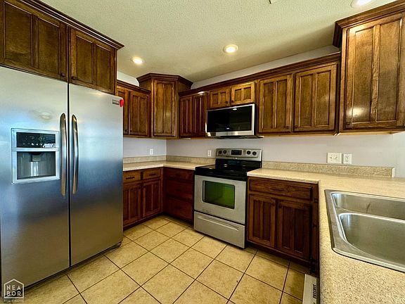 5th image of 123 Lenford Dr