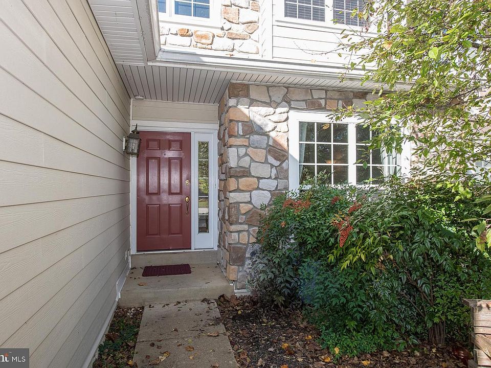 1st image of 126 Daylesford Blvd