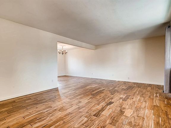 4th image of 7412 Arbutus Ct